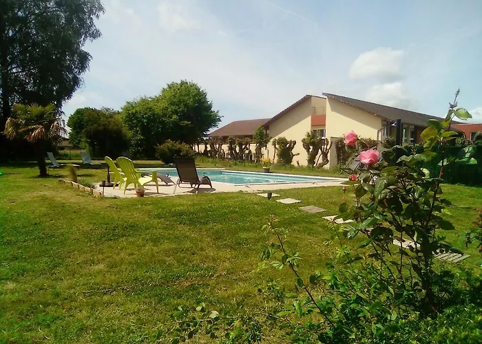 Bed & Breakfast La Du Bearn 3*
