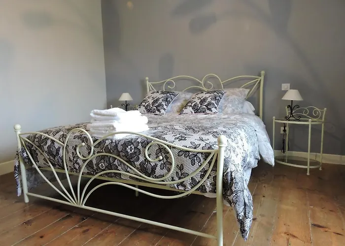 La Du Bearn فندق مبيت وإفطار